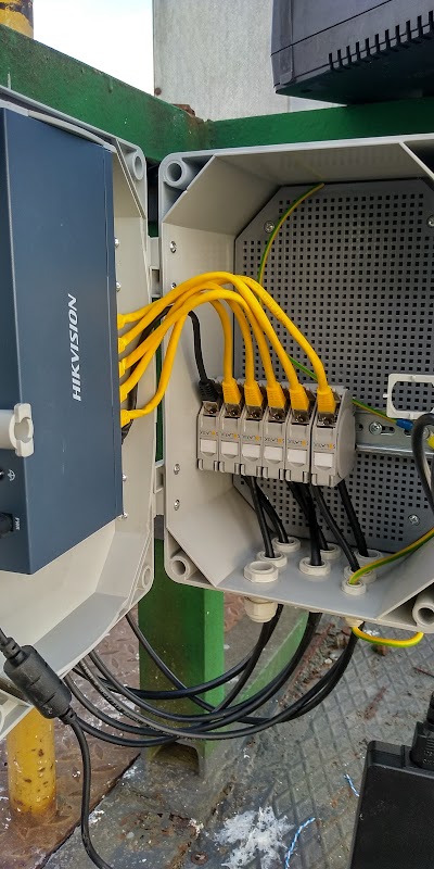 PD Devio Nové Sady – vonkajší rozvádzač so switchom Hikvision